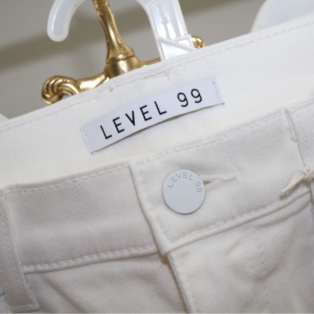 Level 99 Janie High Rise White Skinny Jeans - Picture 12 of 16